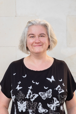 Stéphanie Bibliothèque Donnezac HDCorinne Couette 51 web